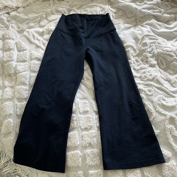 Lululemom sweat pants - Picture 3 of 3